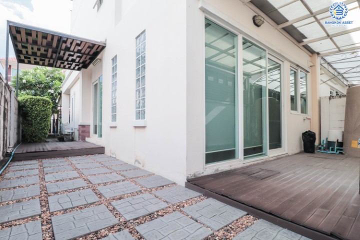 ทาวน์โฮมมือสอง3ชั้นแปลงมุม! ม.ศุภาลัยวิลล์ เพชรเกษม48 เนื้อที่เยอะถึง 31.60 ตร.ว. ฟังก์ชันจัดเต็ม 3 ห้องนอน 3 ห้องน้ำ  บิ้วท์อินห้องครัว บ้านสวยพร้อมเข้าอยู่ สภาพดีมาก บนทำเลศักยภาพ เชื่อมต่อถนนหลายเส้นทาง เดินทางสะดวก ใกล้รถไฟฟ้า "สถานีเพชรเกษม48"